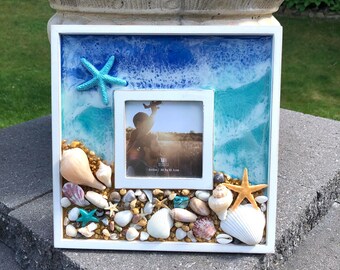 Cadre photo océan fabriqué à la main, décoré de résine époxy et de coquillages naturels. Cadres nautiques 3D Beach Sand, Décorations de table