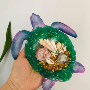 Epoxy Resin Sea Turtle Wall Art – 8.5x7.5” – Ocean Colors with Natural Shells – Ready to Hang – Coastal Beach Home Indoor Decor