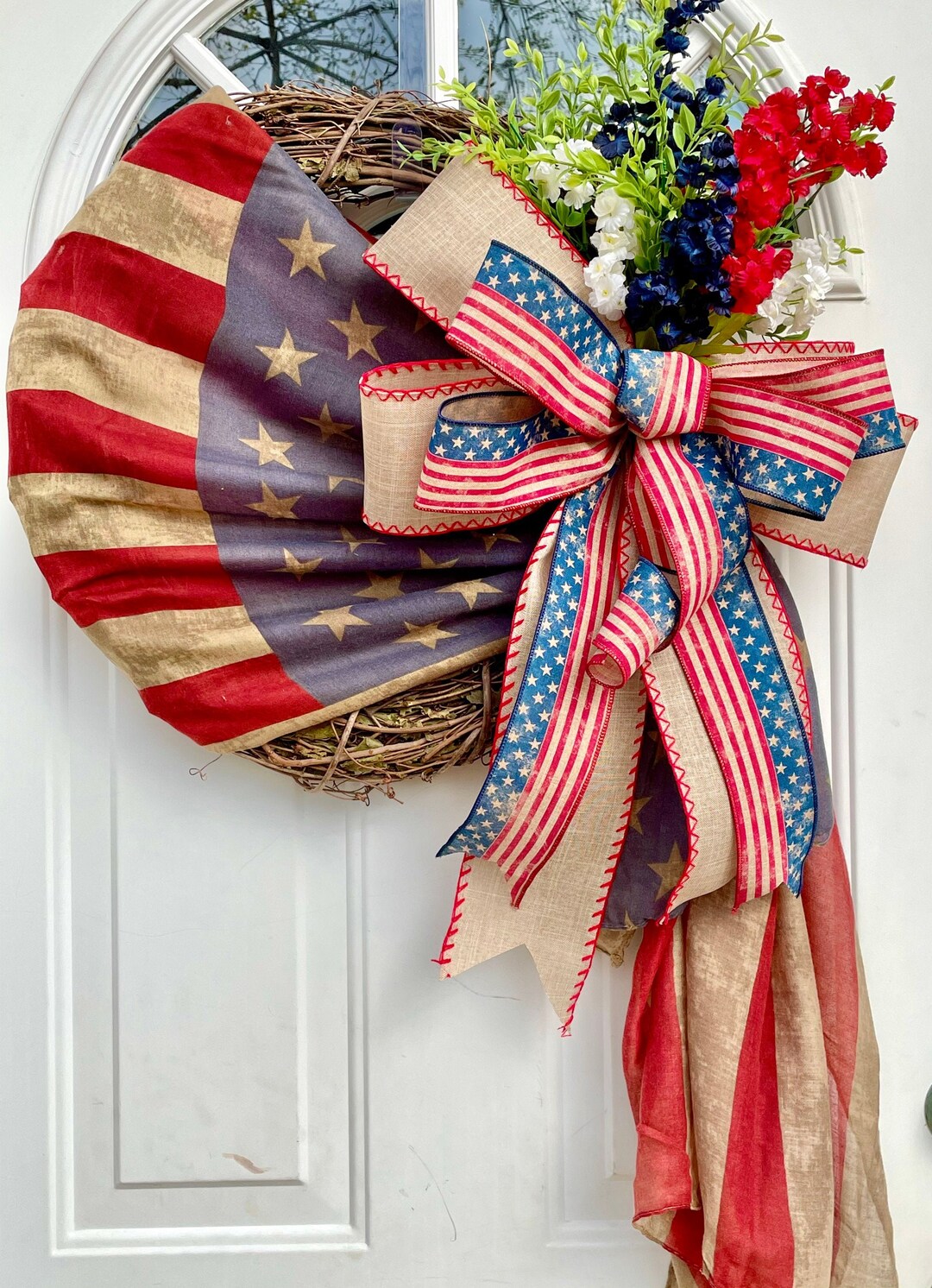 Farmhouse Patriotic Flag Wreath: Vintage 4th of July Door Decor - Etsy