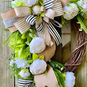 Everyday Wreath For Front Door. Year round Wreath. Grapevine wreath.  Door Decor. Farmhouse Wreath.