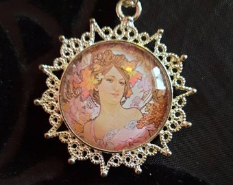 Small art nouveau pendant