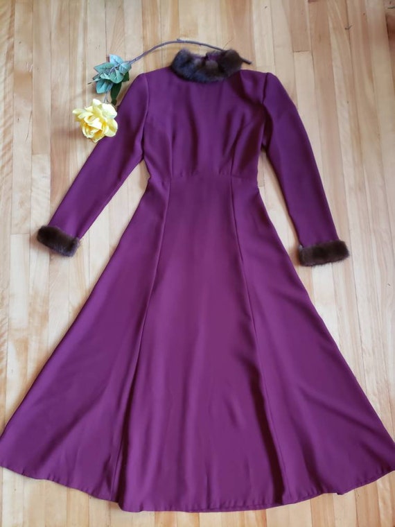 Tsarina Russian royalty 1970s does 1940s burgundy