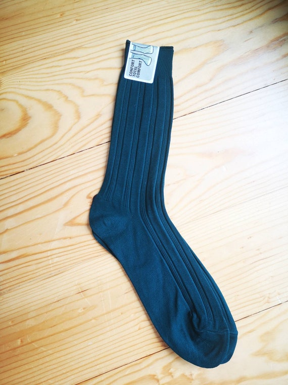 1970s deadstock forest green knit socks - image 3