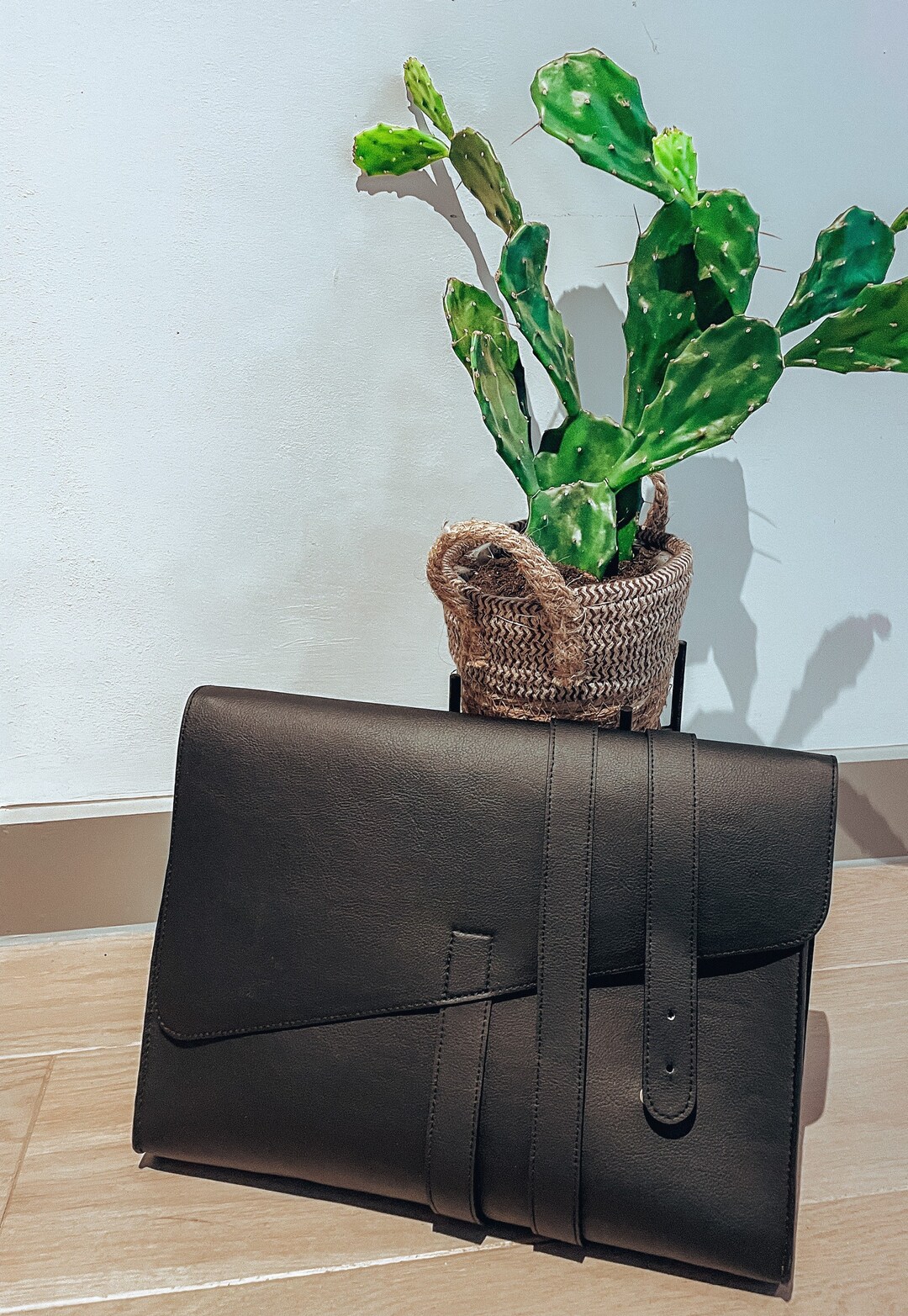 Étui pour ordinateur portable en cuir de cactus végétalien