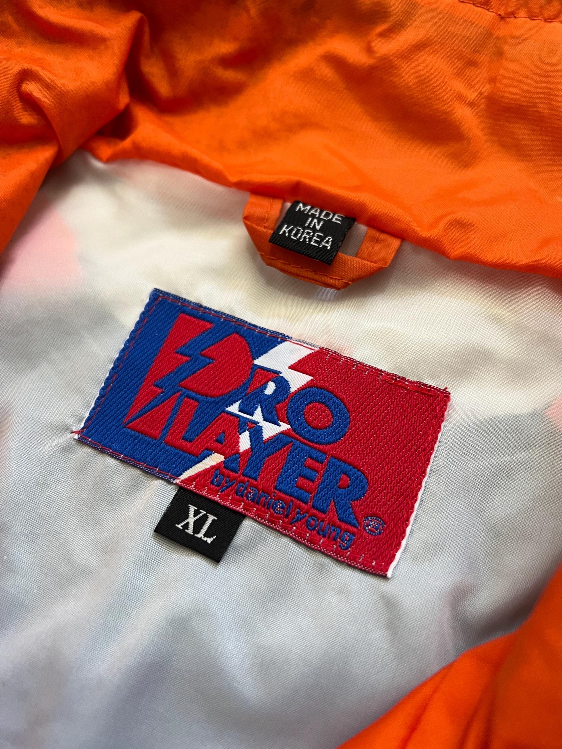90s Pro Player マイアミハリケーンズ ナイロンジャケット Vintage 90s University of Miami Hurricanes Windbreaker Size