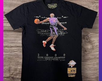 Mitchell & Ness Vince Carter 2000 Dunk Contest Graphic T-Shirt