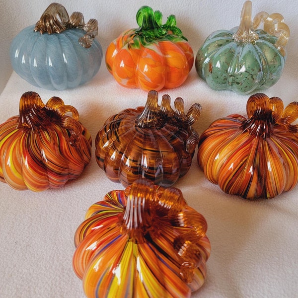 GLASS Pumpkin w/Curly Stem YOU CHOOSE, Hand Blown Glass, Artisan Glass Pumpkin