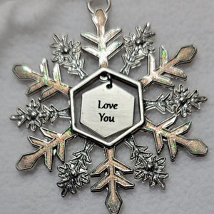 Floco de neve com pingente de metal "LOVE YOU" enfeite de Natal, NOVO