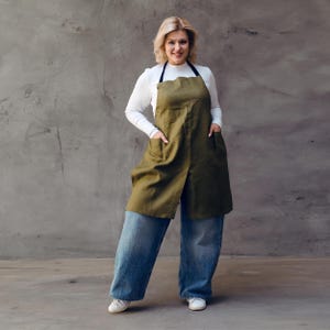 Linen Split Leg Apron for Potters, Artists, Florists and Bakers | Unisex Potters Apron with Pockets