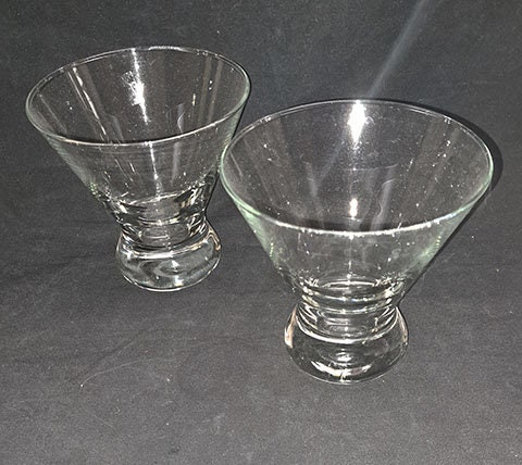 Double-Walled Martini Glasses Set of 2 (6.5 oz) - Stemless  Martini, Cocktail, Bar, Cosmopolitan Glasses - Insulated martini glass  glassware sets for mixed drinks, men's birthday, fathers day gift: Martini  Glasses