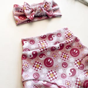 Hoch taillierte Bummys | Bummies und Schleifenset | Baby Bikershorts | Retro Schnuffeltuch | Retro Baby Bikershorts | Babyshorts | Boho Baby Outfit