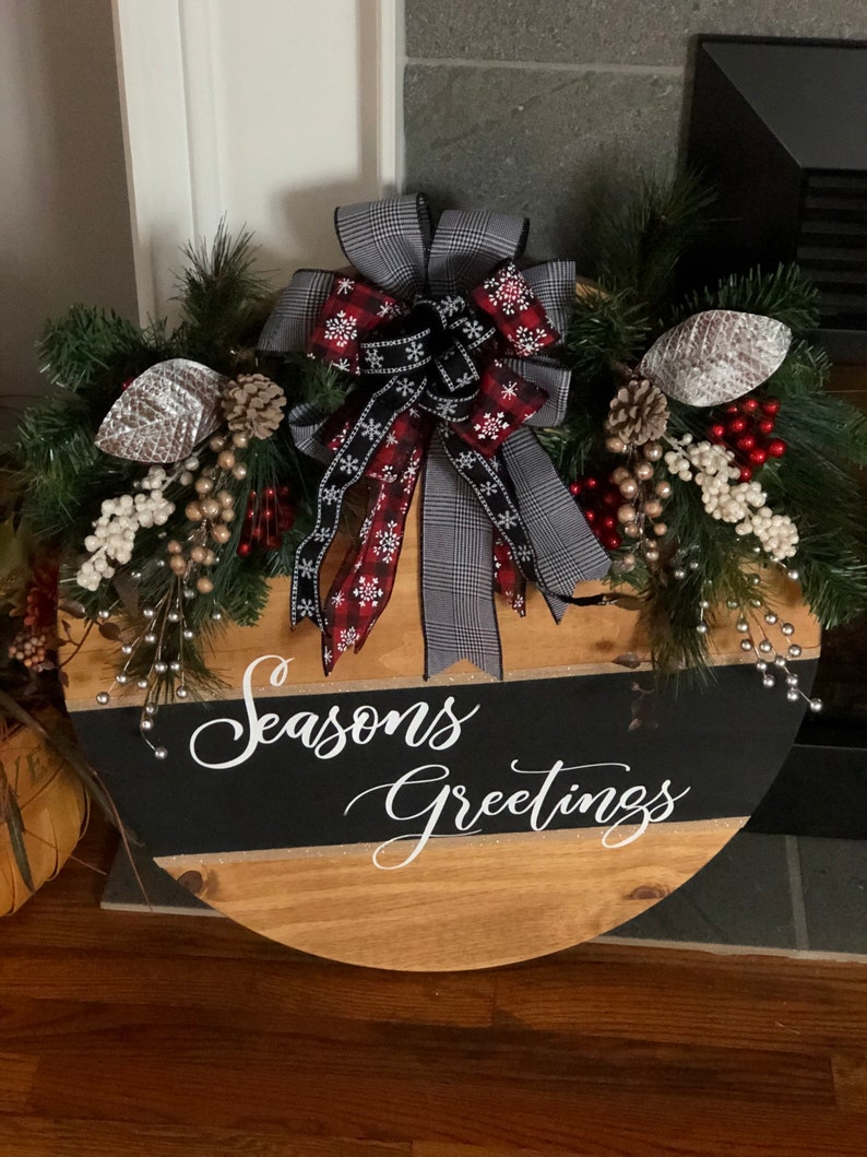 Seasons greetings round sign!