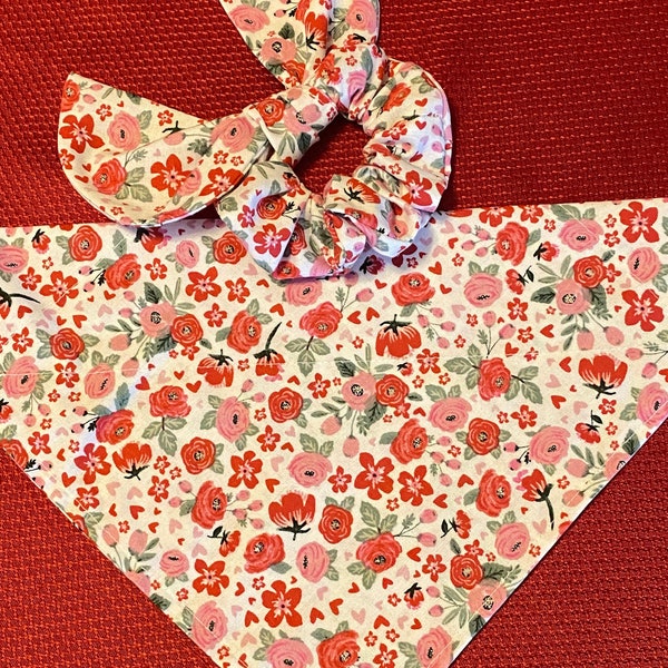 Floral Dog Bandana//Pretty Floral with little hearts Pet Bandana/Over Collar or Tie On Bandana with Matching Face Mask, Hair Scrunchie