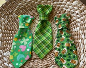 St Patrick's Day Ties for Dogs/Tie for dog/ Green Plaid Tie/ Beer Tie/ Green Beer/ Tie goes on pets collar