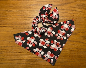 CUTE Heart Paw Print Dog Bandana(Over The Collar) Pet Bandana//Cat Bandana//Dog Gift//Pet Owner Gift//Hair Scrunchie