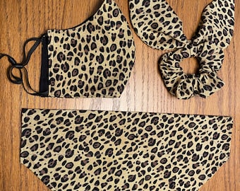 Cheetah Print Dog Bandana, Over Collar Dog Bandana/Tie On Dog Bandana/Match my Pet/Matching Hair Scrunchie/Matching Face Mask/Leopard Print