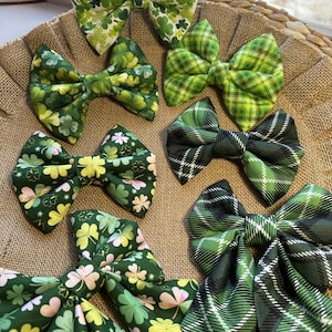 St. Patrick's Dog Bow Ties/ Sailor Bow/ Green Plaid Bow/ Clover Bow Tie/Shamrock Bow/Slide on Collar Bow/Pet Bow