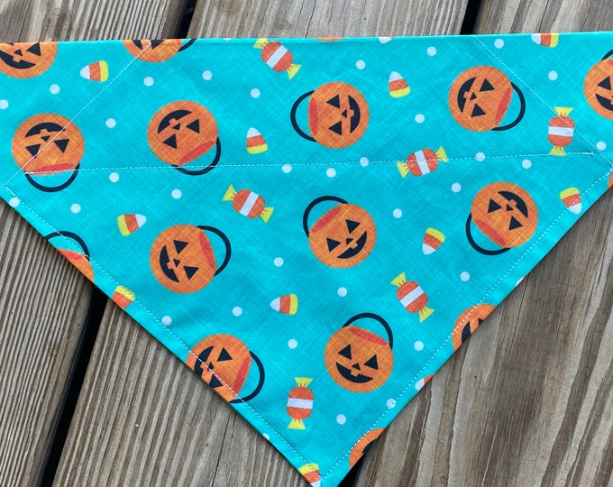 Featured listing image: Halloween Dog Bandana/Pet Bandana/Pumpkin  Candy Bucket Bandana/Dog/Cat/Pet/Over the Collar/Tie On