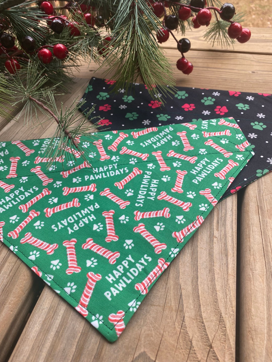 Christmas Dog Bandana/happy Pawlidays Dog Bandana/pet or Cat Bandana