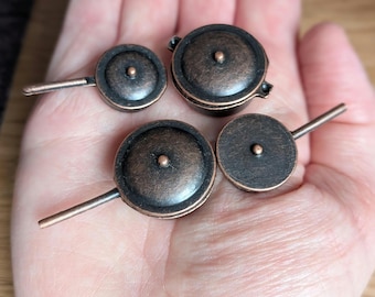 1:12th Scale Dollhouse Miniature. A Set of Four Rustic, Vintage, Copper Kitchen Pots/Pans.