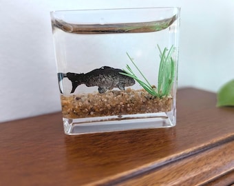1:12th Scale Dollhouse Fish Tank/Aquarium/Goldfish Tank, Four Styles Available.