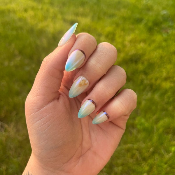 Uñas postizas inspiradas en princesas de videojuegos de fantasía