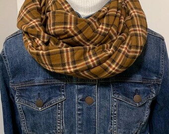 Brown, Black and Beige make this a nice scarf for men and women,100% cotton easy to wash and wear