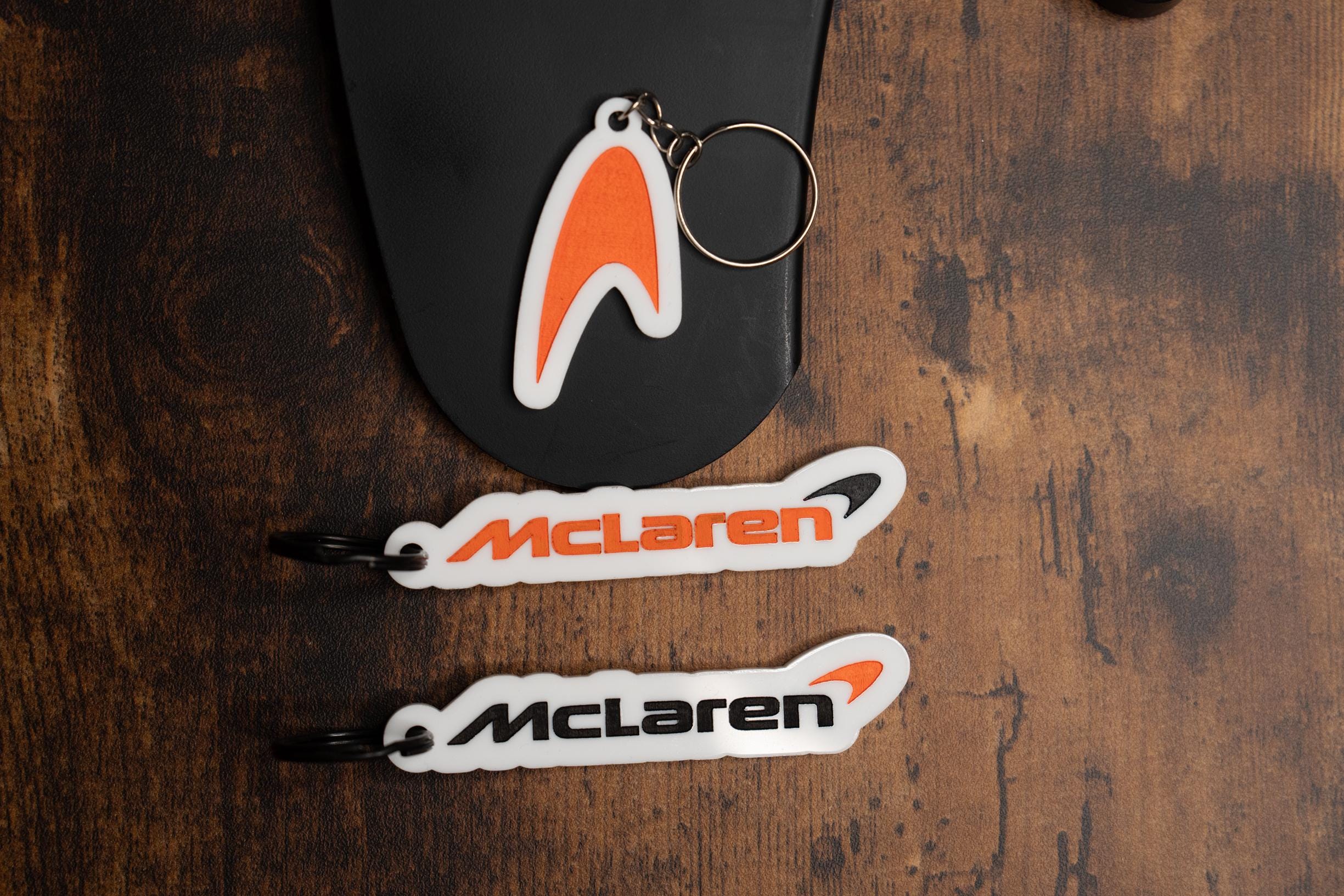 McLaren Car Keychain Set in Official Colors: Gift for Car Enthusiasts