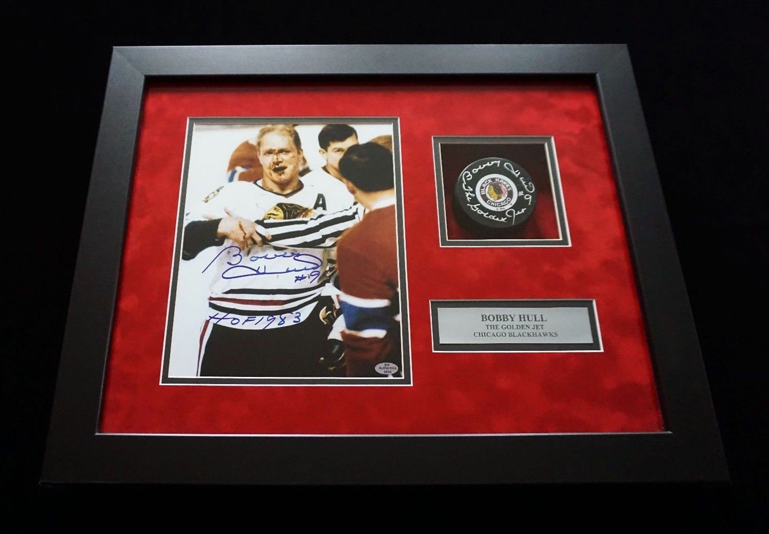 Bobby Hull Signed 1983 Hall of Fame 8x10 Photo W/ Auto Inscription Beckett  COA