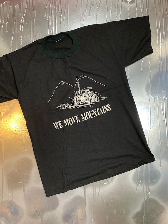Vintage 2000's We Move Mountains Tshirt Size Large