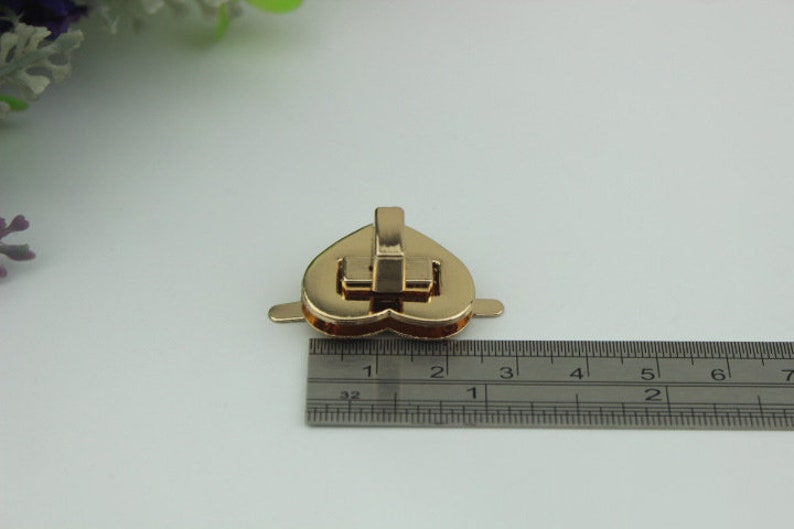 10sets 23mm gold silver heart twist turn snap purse lock purse supplier hardware accessories NFL-016B