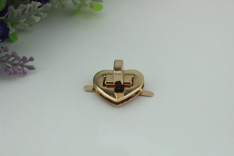 10sets 23mm gold silver heart twist turn snap purse lock purse supplier hardware accessories NFL-016B