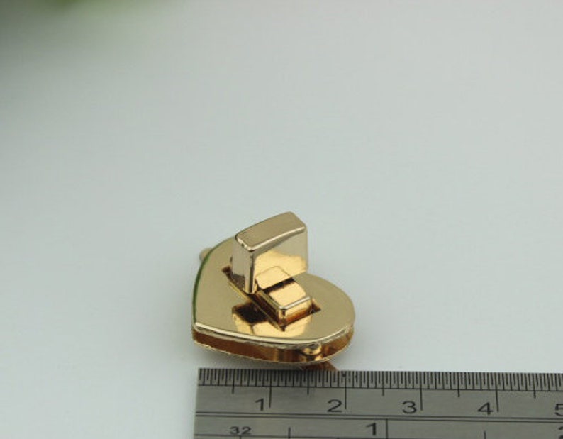 10sets 23mm gold silver heart twist turn snap purse lock purse supplier hardware accessories NFL-016B
