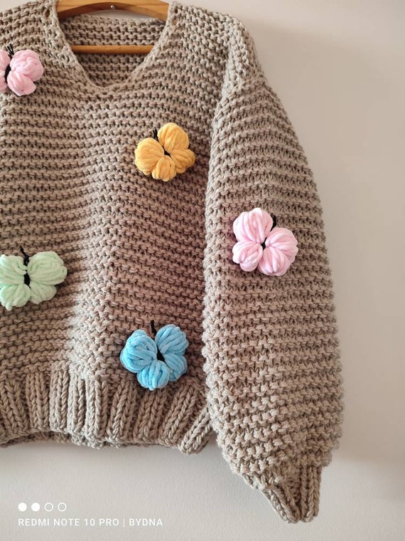 トップス Butterfly Yarn V-Neck Cardigan herlipto Butterfly Fluffy Sweater Woman, Beige Chunky Pullover, 3D