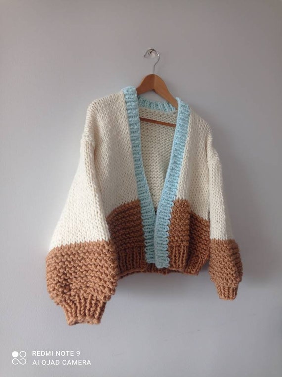 Super Chunky Large Size Cozy Wool Women Cardigan sweater.Soft Pastel Tones Mid Cropped Jumper, Trendy Christmas Wool Clothes, Gifs for Her