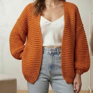 Cárdigan acolchado de mohair de angora, suéter de punto acogedor hecho a mano, punto grueso extragrande, prendas de punto de lujo para mujer de BYDNA Naranja