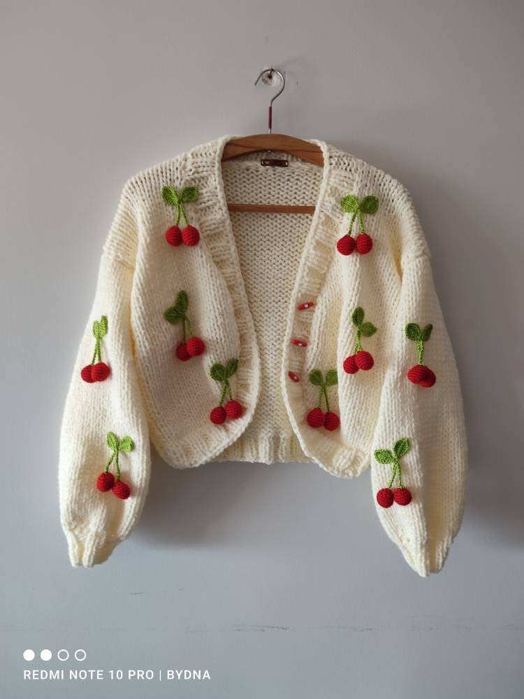 Handmade I Cloud Sweater I Crop oversized cardigan