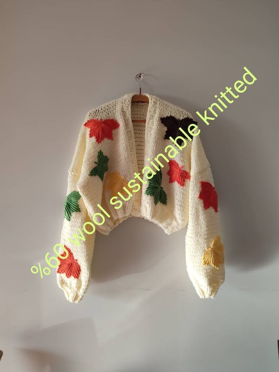 Strickjacke aus Organik, nachhaltige Wolle gestrickt, Oversize