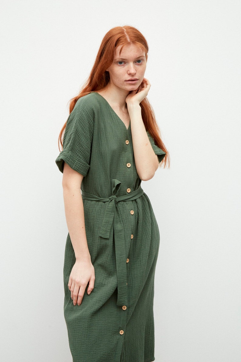 Forest green muslin dress with short sleeves and pockets. Tea length wrap dress with belt. Tea length casual simple dress with buttons image 1