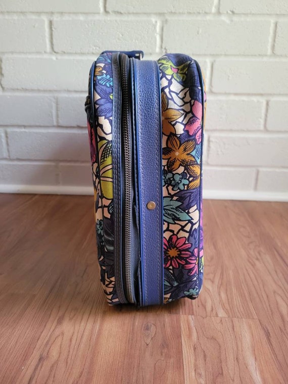 Vintage Floral Suitcase, 60s, 70s Vintage Carry-o… - image 4