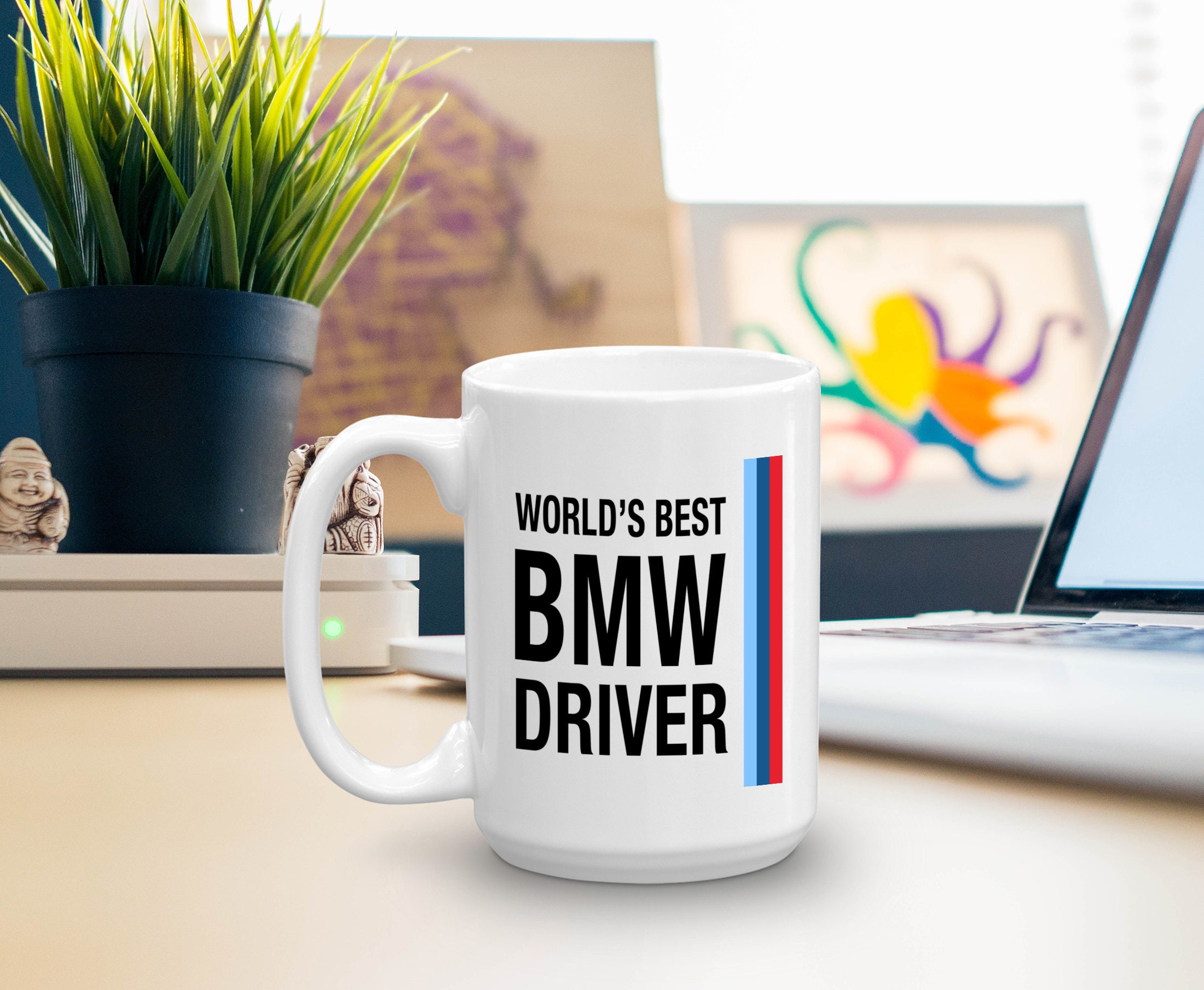 Mug cadeau chauffeur BMW - ne sous-estimez jamais un homme dans sa