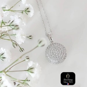 Round Bella-style pendant - jewelry, rhodium-plated 925 Sterling Silver necklace