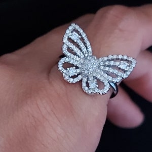 Gorgeous Mariah Carey Butterfly Ring in rhodium-plated 925 sterling silver adorned with high-quality simulated diamonds. image 3