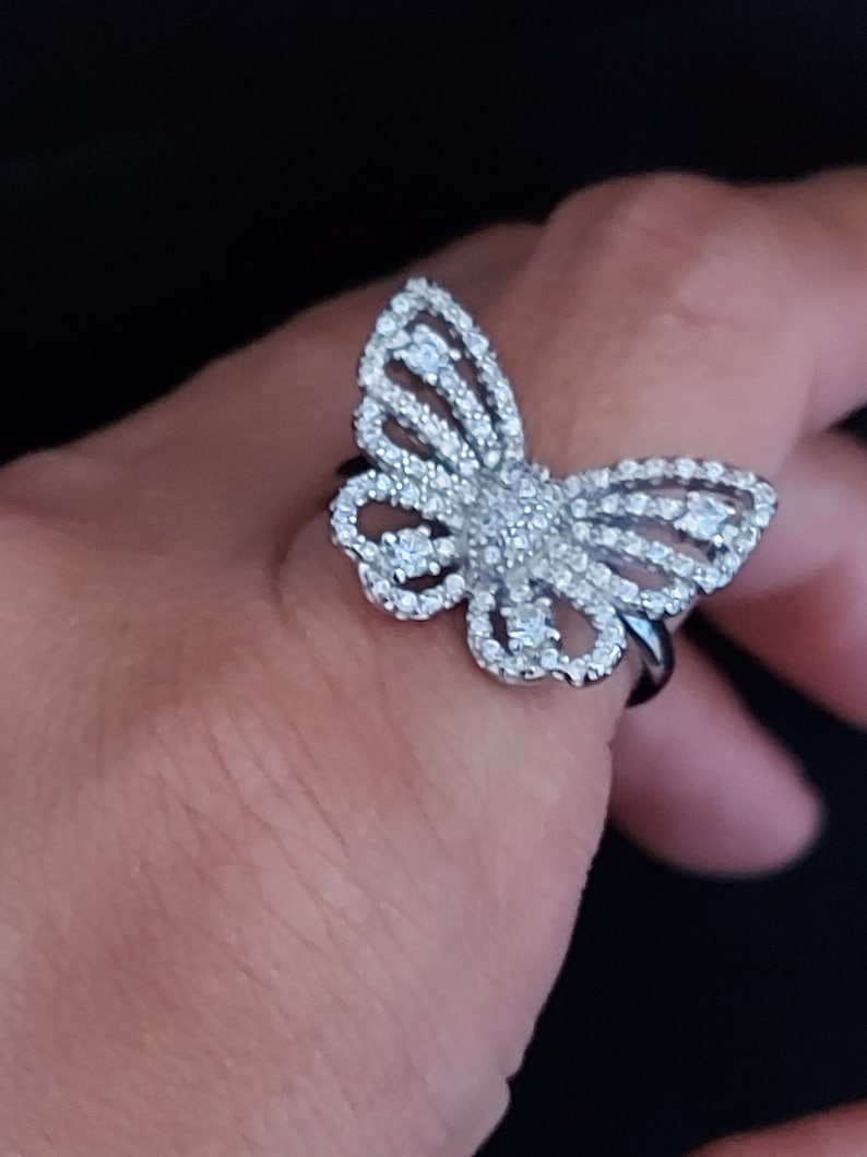 Gorgeous Mariah Carey Butterfly Ring in rhodium-plated 925 sterling silver adorned with high-quality simulated diamonds. image 3