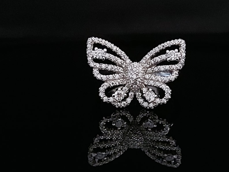 Gorgeous Mariah Carey Butterfly Ring in rhodium-plated 925 sterling silver adorned with high-quality simulated diamonds. image 7