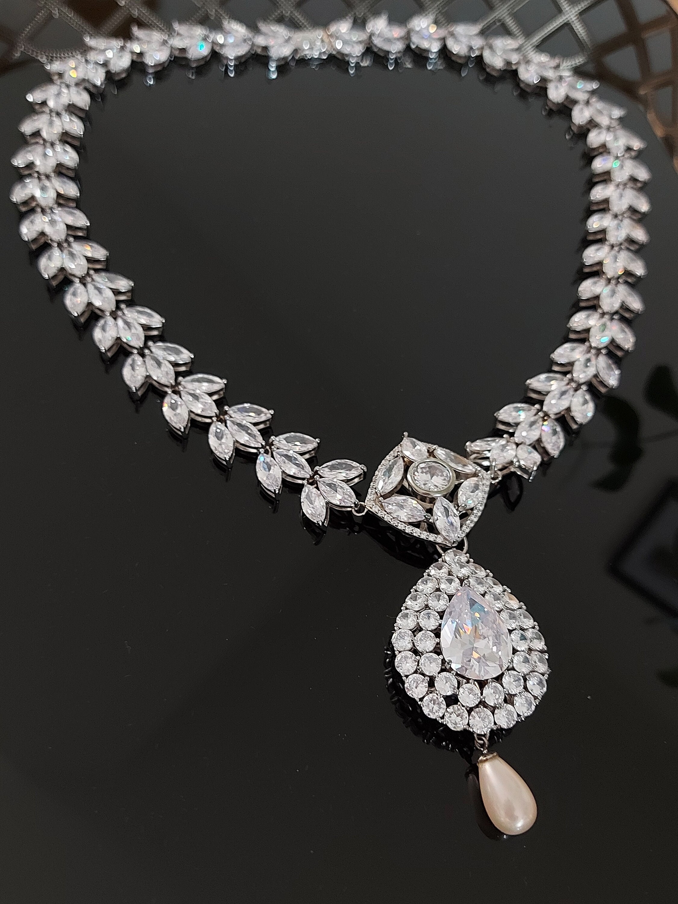 Titanic on sale pearl necklace