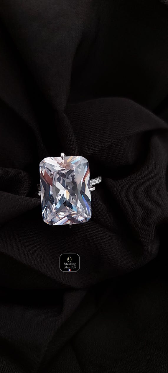 Replica of Kim Ring, Luxury Ring, Glamorous Ring, Engagement