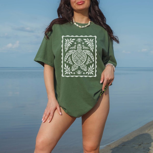 Beachy Sea Turtle Shirt Ocean Animal Tshirt Coastal Aesthetic Botanical Seashell Shirt Ocean Inspired Style Seaturtle Gift Coconut Girl Tee