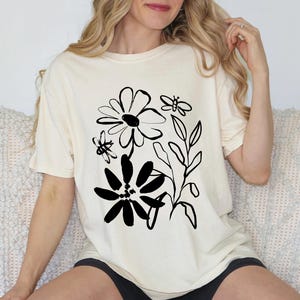Abstrakt Blumen Moderne Grafik Hummel Sonnenblume Wildblumen Botanischer Garten Frühling Sommer Pflanze Dame Insekten Natur Geschenk Käfer Shirt