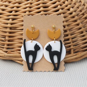 Black cat Polymer Clay Earrings /Halloween clay earrings/Fall Long Statement Minimalist Earrings handmade gift image 1